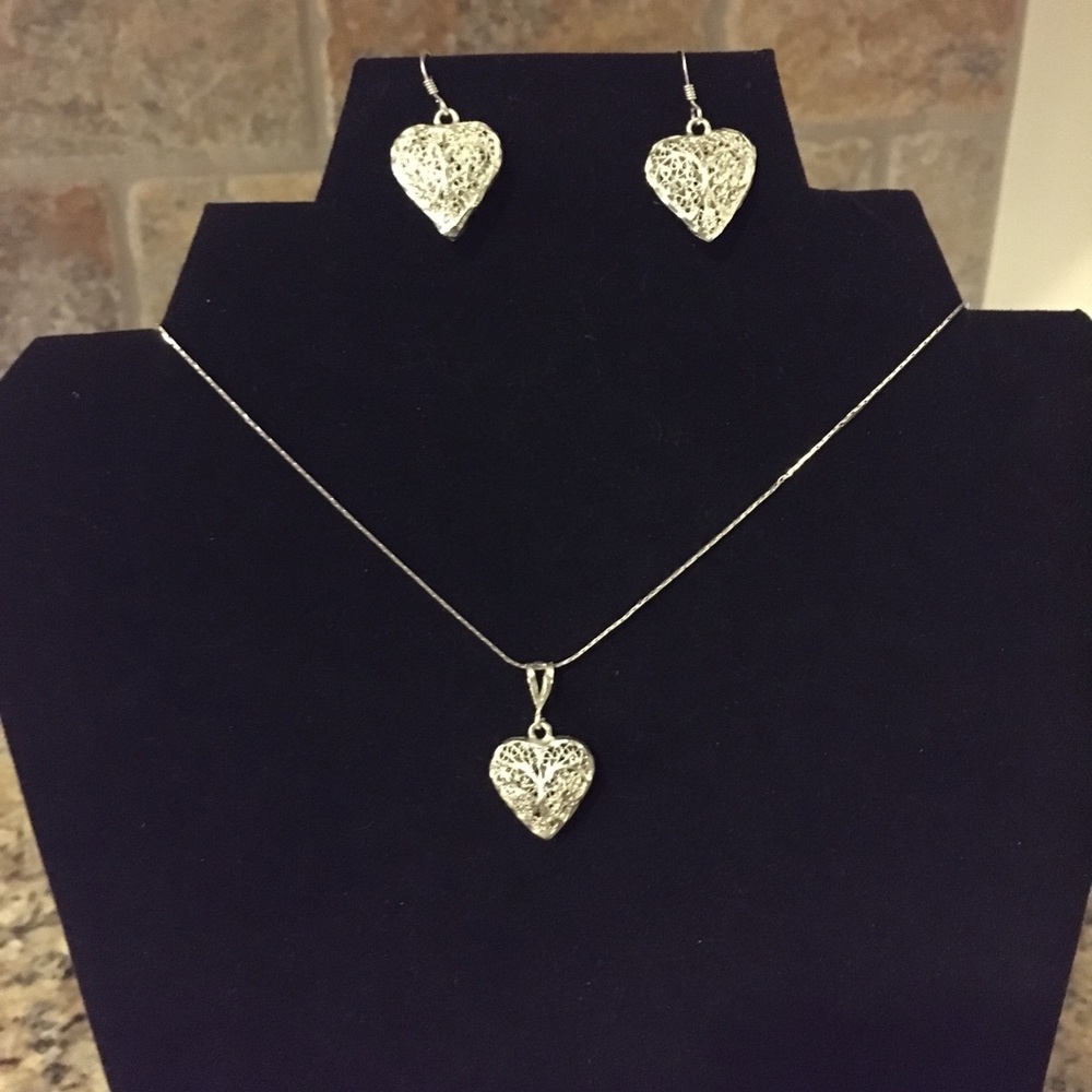Silver Filigree Heart Set